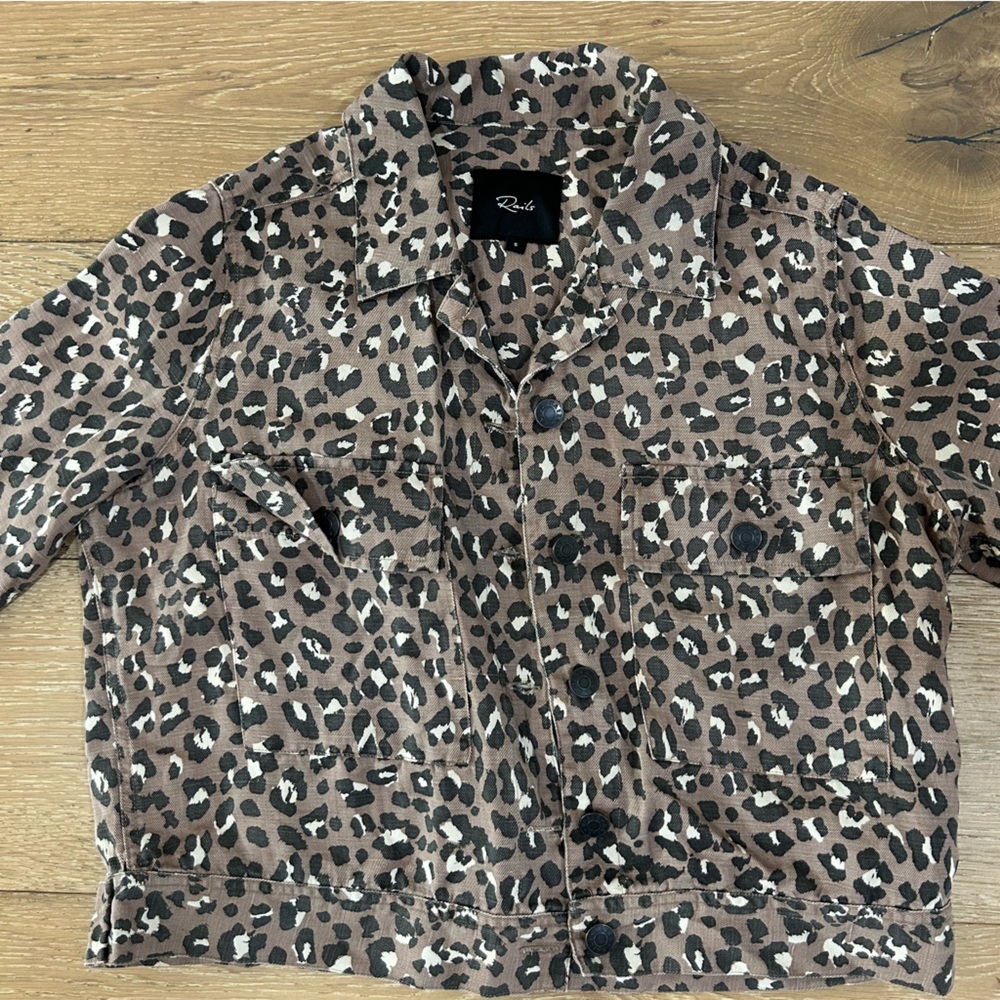 RAILS Steffi Leopard-Print Jacket with Flap Pockets - Picture 3 of 4